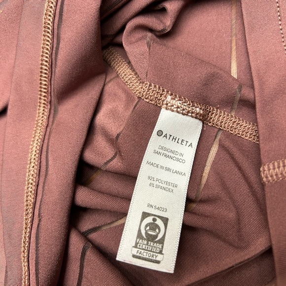 Athleta Chi high neck racer back tank - Picture 5 of 5